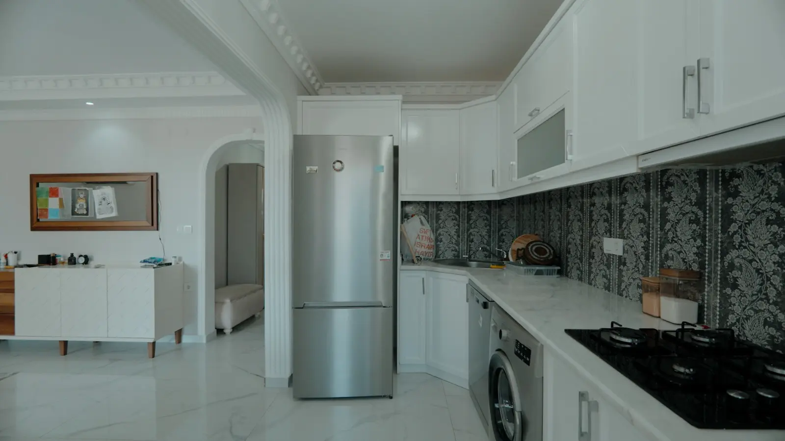Fitted kitchen